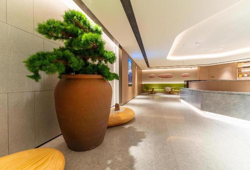 Ji Hotel Zhuhai Gaolan Port