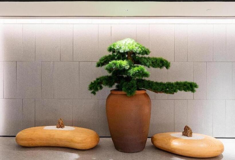 Ji Hotel Zhuhai Gaolan Port