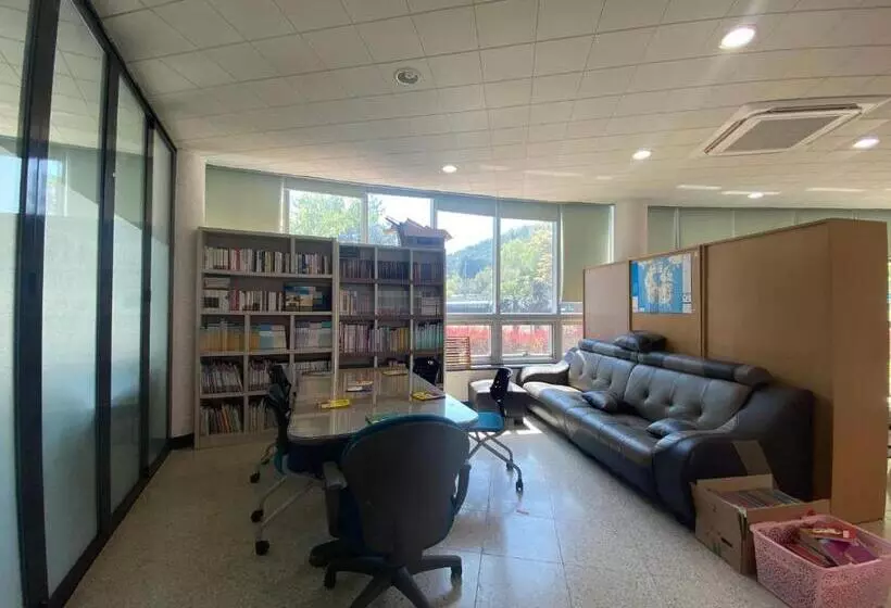 Namhae Kkotnae Village Pension