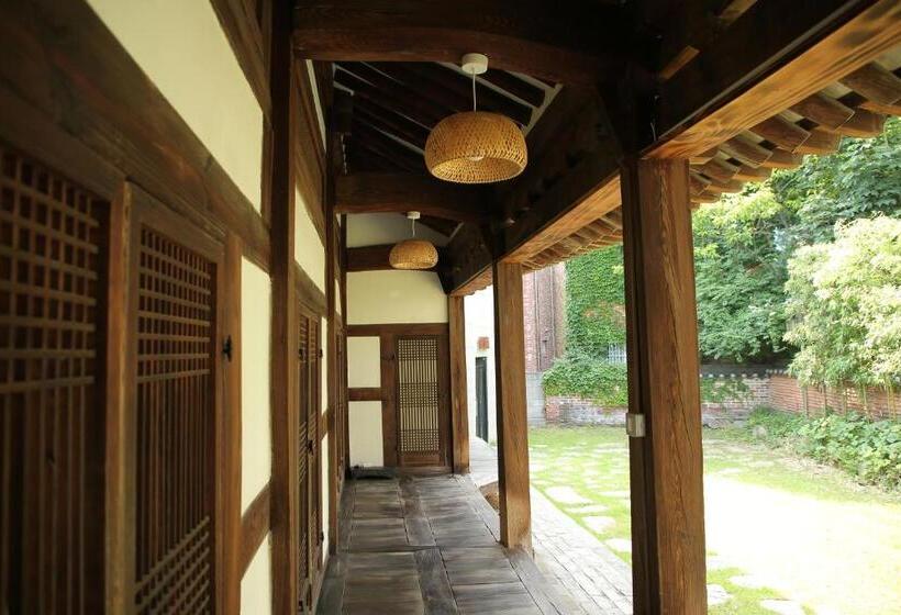 פנסיון Pungryuheon Hanok Stay