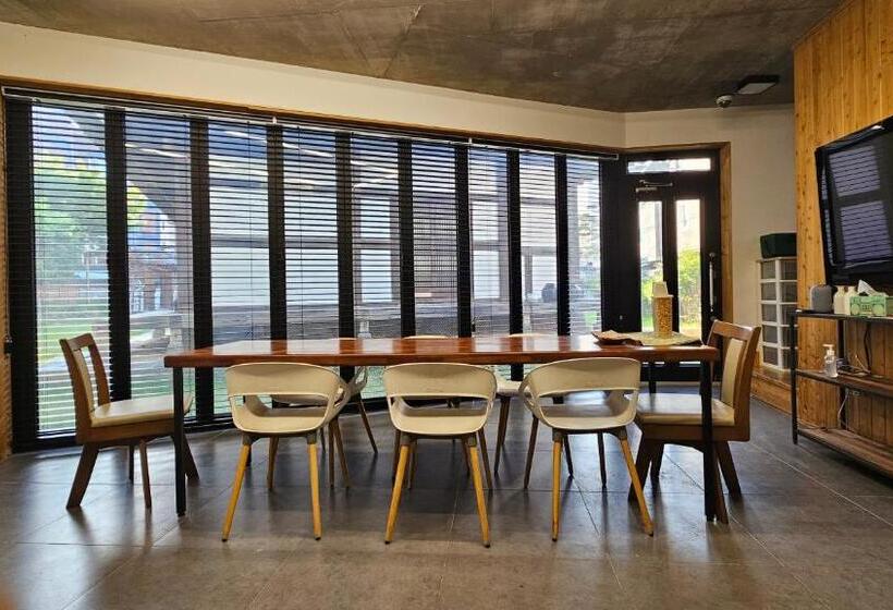 פנסיון Pungryuheon Hanok Stay