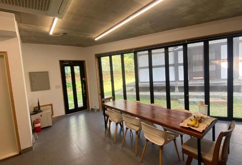 פנסיון Pungryuheon Hanok Stay