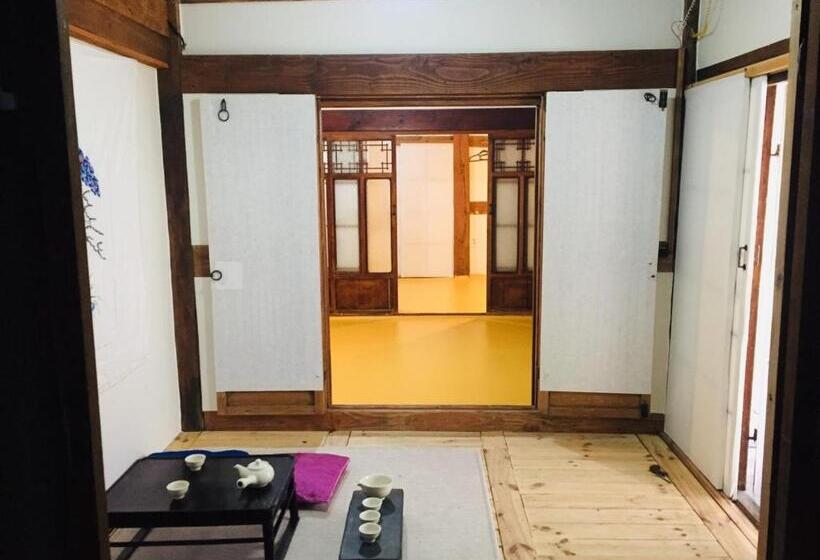 פנסיון Pungryuheon Hanok Stay