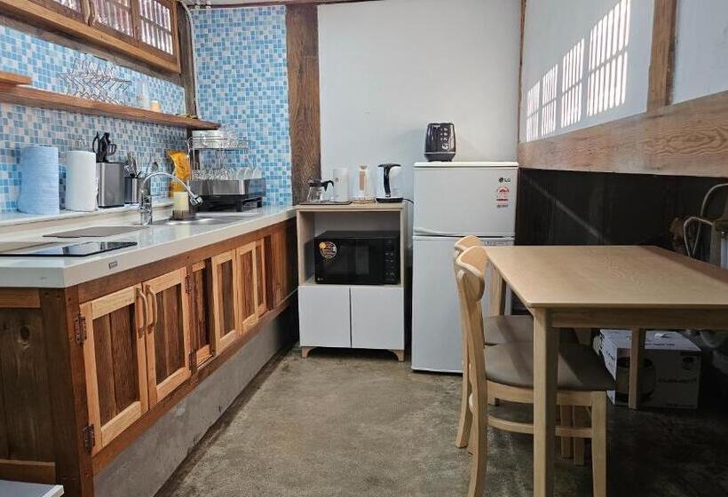 פנסיון Pungryuheon Hanok Stay