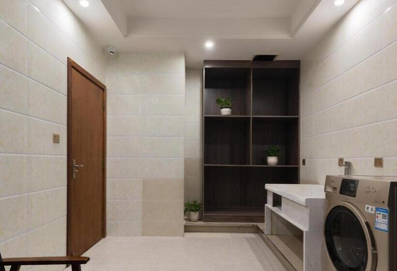 Starway Hotel Chongqing Yongchuan Zhongyang Street