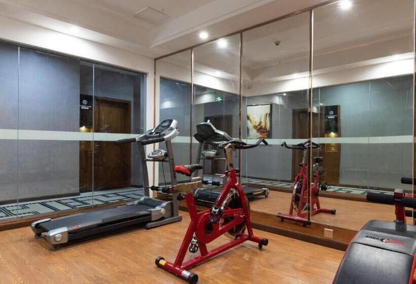 Starway Hotel Chongqing Yongchuan Zhongyang Street