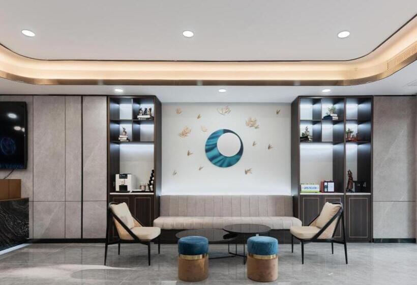 Starway Hotel Chongqing Yongchuan Zhongyang Street