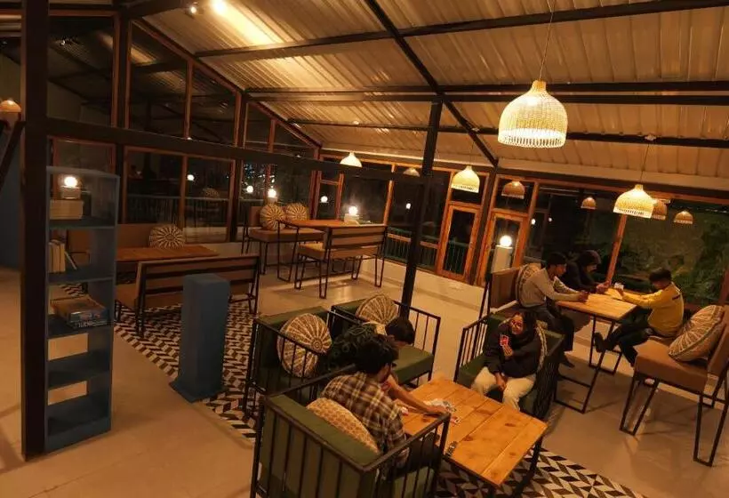 The Trippy Tribe Riverside Hostel Kasol