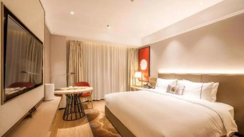 Echeng Hotel Lhasa Potala Palace