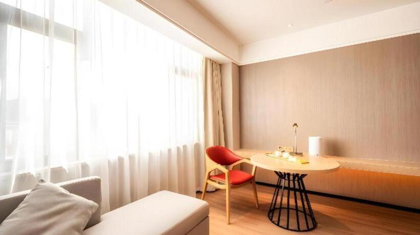 Echeng Hotel Lhasa Potala Palace