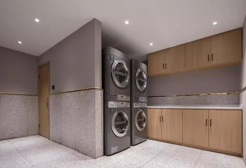 Hanting Hotel Fenghuang Ancient City