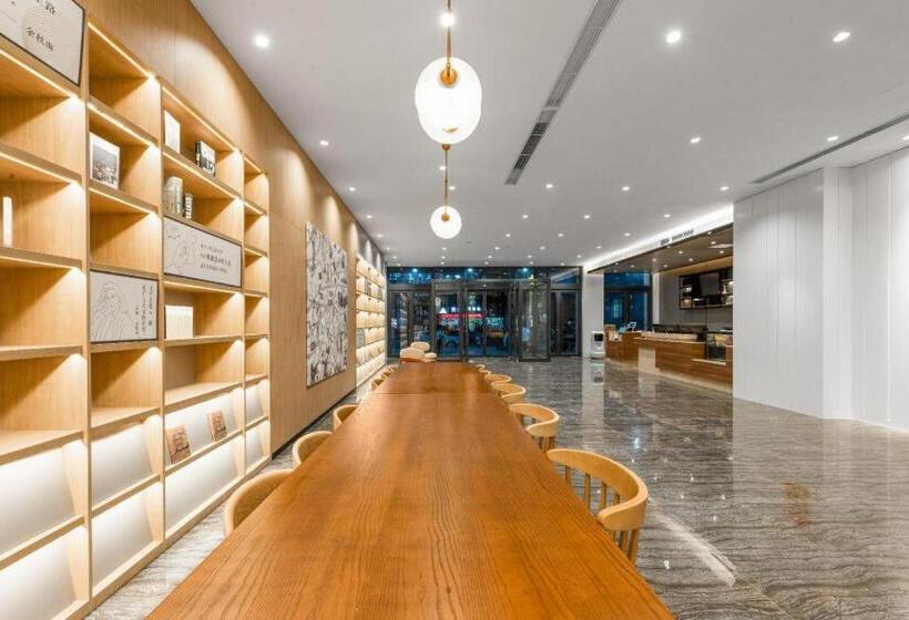 Hanting Hotel Longnan Cheng County Panxuan Road