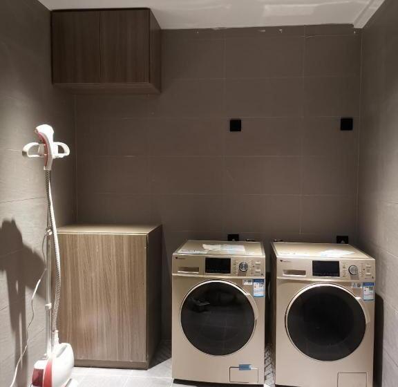 Hanting Hotel Quanzhou Jiangnan Xingxian Road