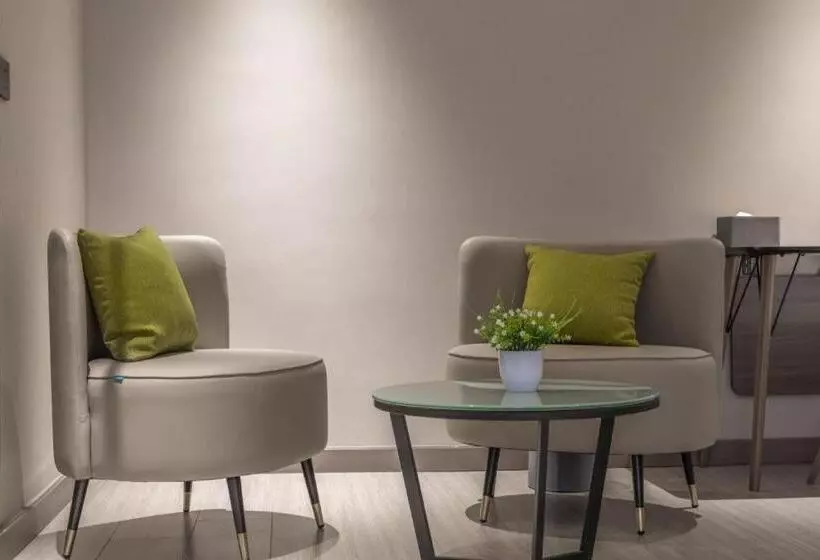 Hanting Hotel Quanzhou Jiangnan Xingxian Road