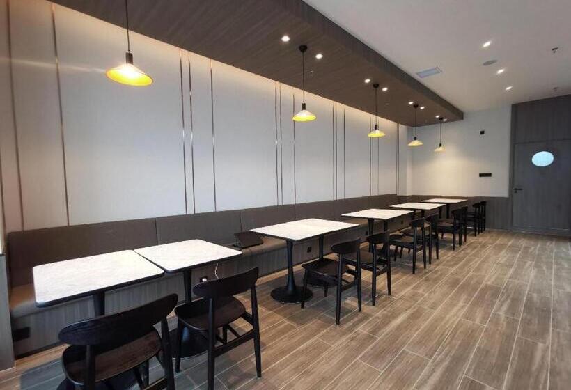 Hanting Hotel Quanzhou Jiangnan Xingxian Road