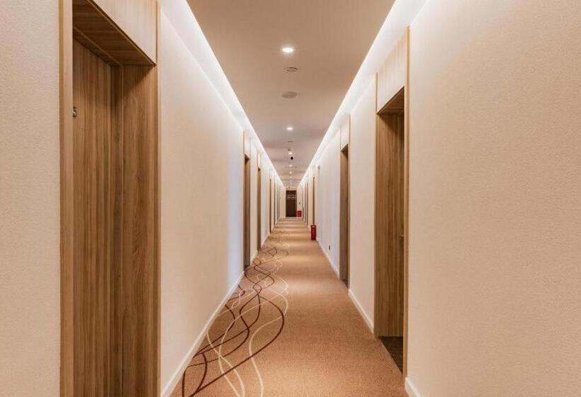 Hanting Hotel Shijiazhuang Zhengding Ancient City South Gate