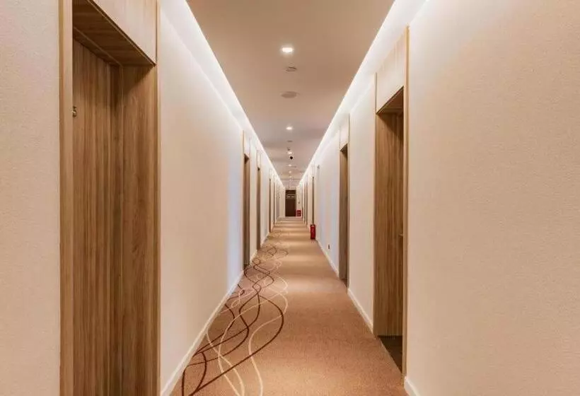 Hanting Hotel Shijiazhuang Zhengding Ancient City South Gate