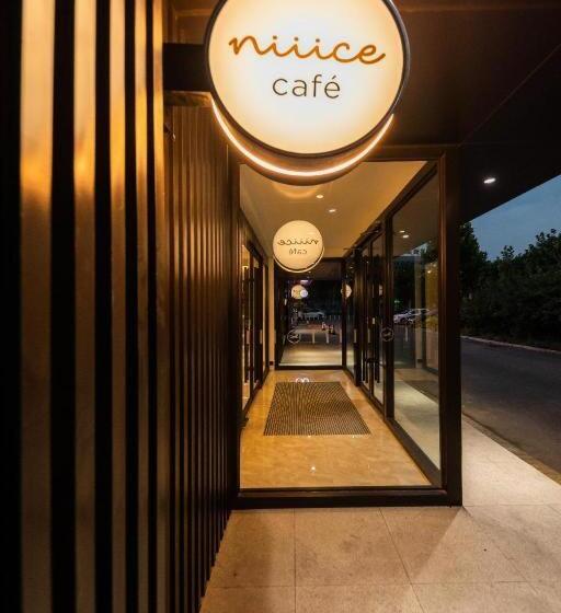 Hanting Hotel Tianjin Dongli Development Zone Management Committee