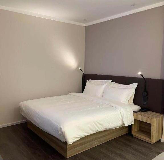 Hanting Hotel Tianjin Dongli Development Zone Management Committee