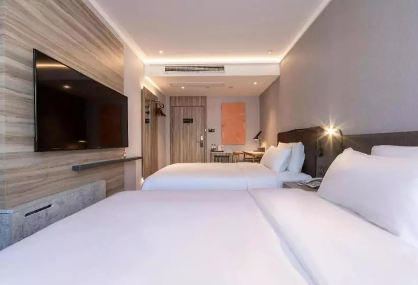 Hanting Premium Hotel Quzhuo Nanhu Plaza