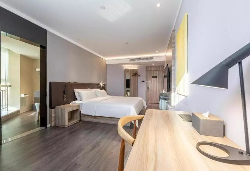 Hanting Premium Hotel Quzhuo Nanhu Plaza