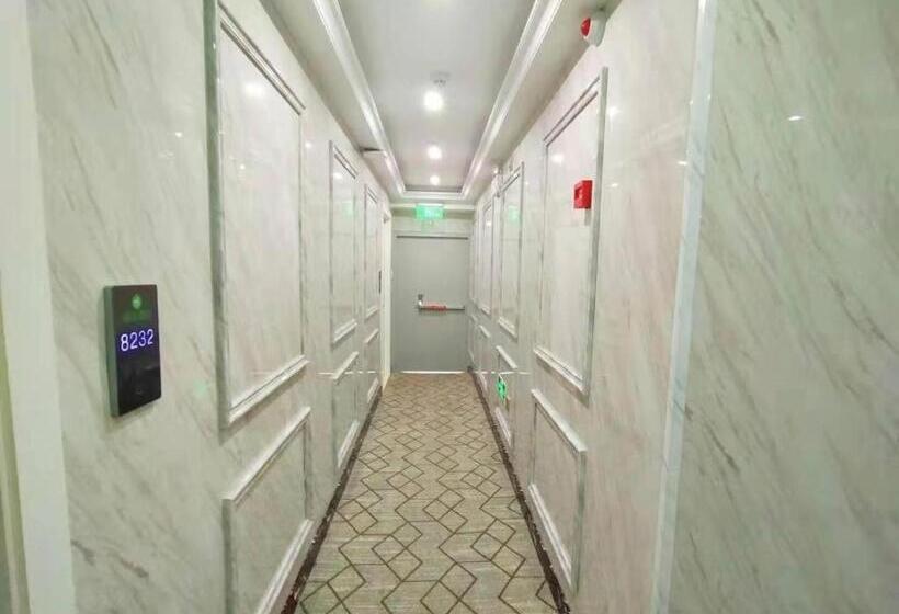 Hotel Hi Inn Shanghai Putuo Central Hospital