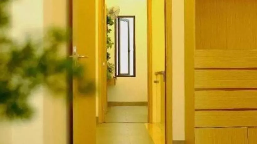 هتل Nha Trong Pho   Moon House