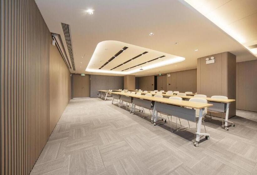 Ji Hotel Tongxiang Puyuan Boulevard