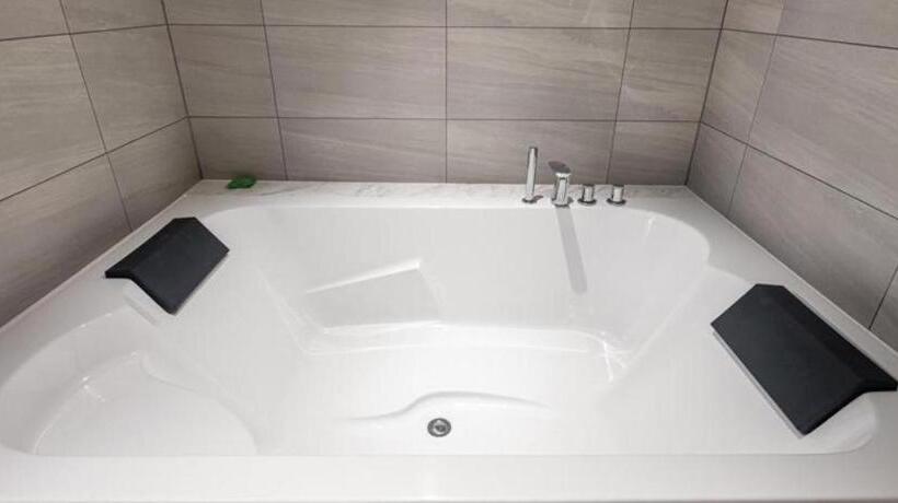 Lavande Hotel Bengbu Wanda Nanxiang Plaza