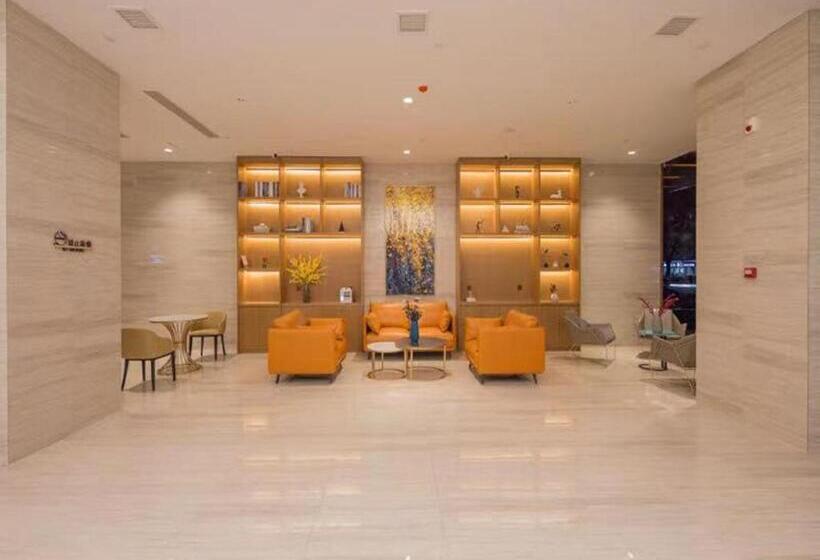 Starway Hotel Baoding Wanbo Plaza