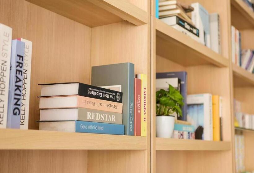 Starway Hotel Bozhou Chunyu Motor City