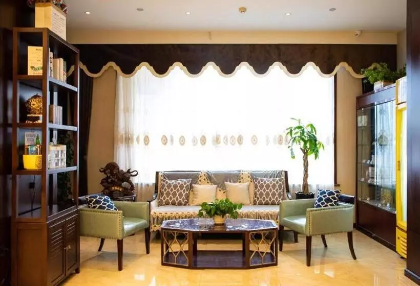 Starway Hotel Mudanjiang Railway Station