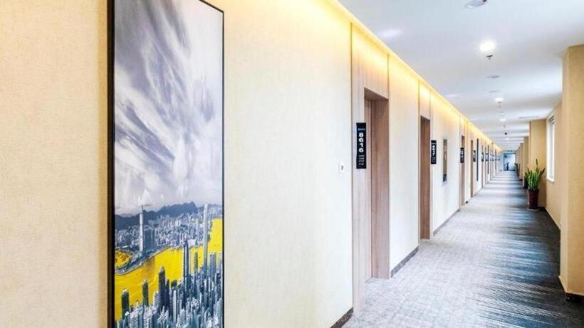 Starway Hotel Nanjing Lukou Airport