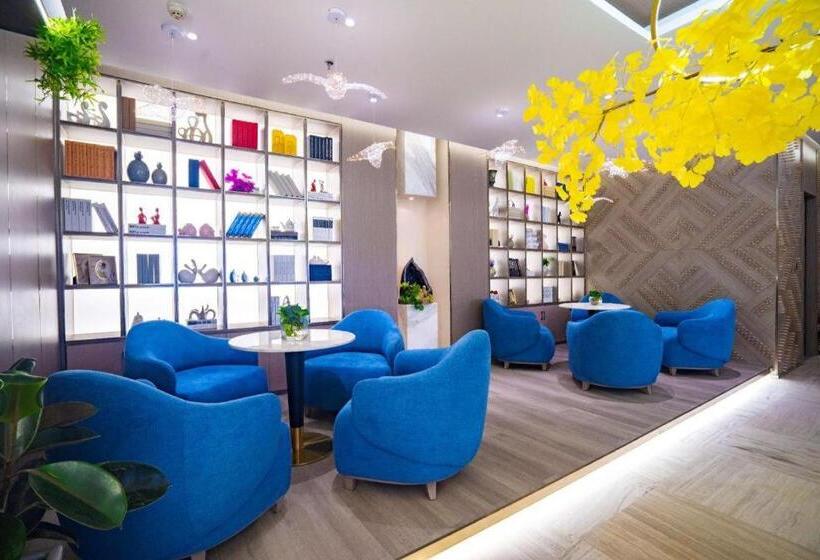 Starway Hotel Urumqi Nanhu Plaza