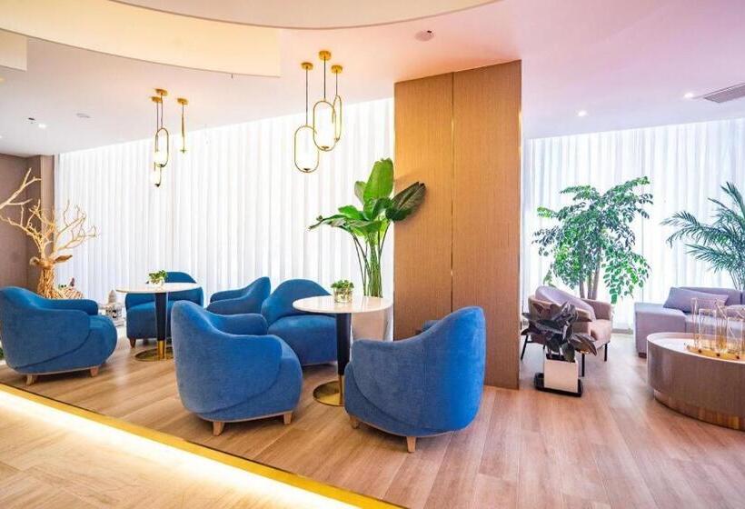 Starway Hotel Urumqi Nanhu Plaza