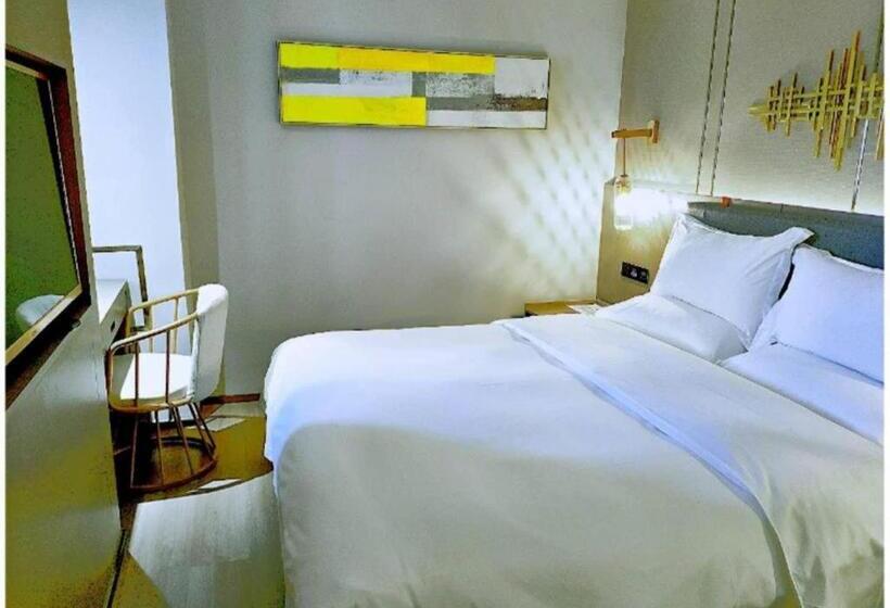 Starway Hotel Urumqi Nanhu Plaza