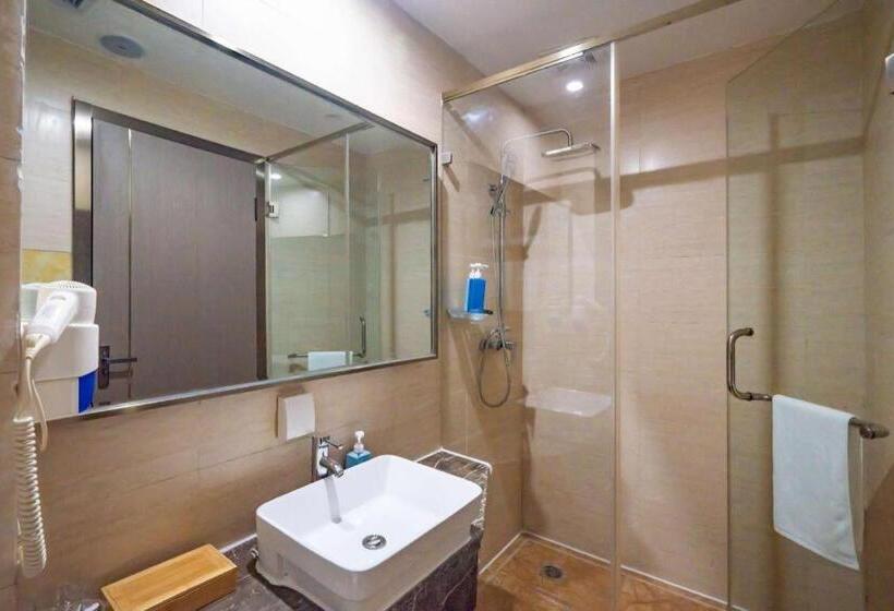 Starway Hotel Urumqi Nanhu Plaza