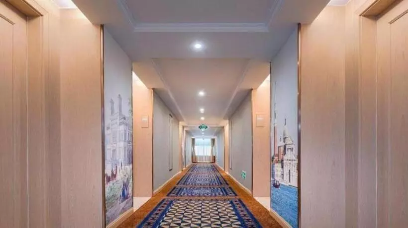 Vienna Hotel Hebei Baoding Chengming Building