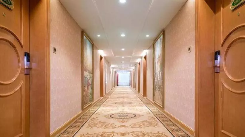 Vienna Hotel Shandong Heze University Town