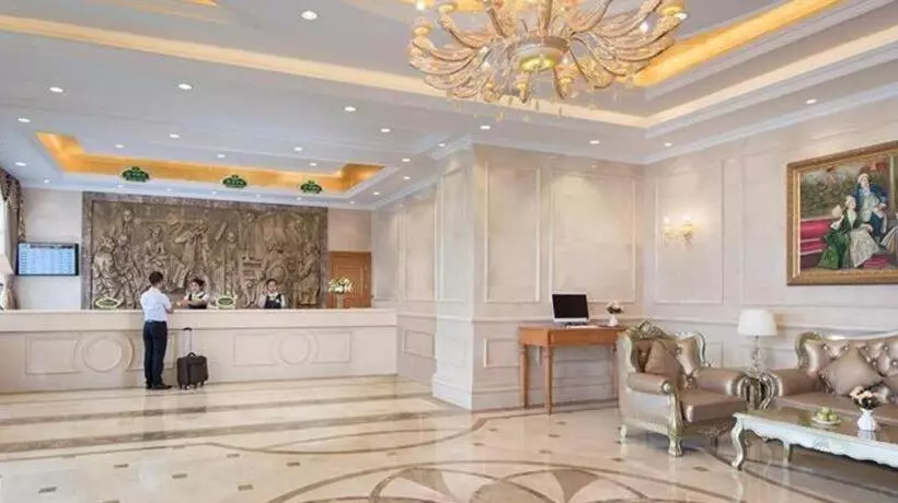 Vienna Hotel Shandong Heze University Town