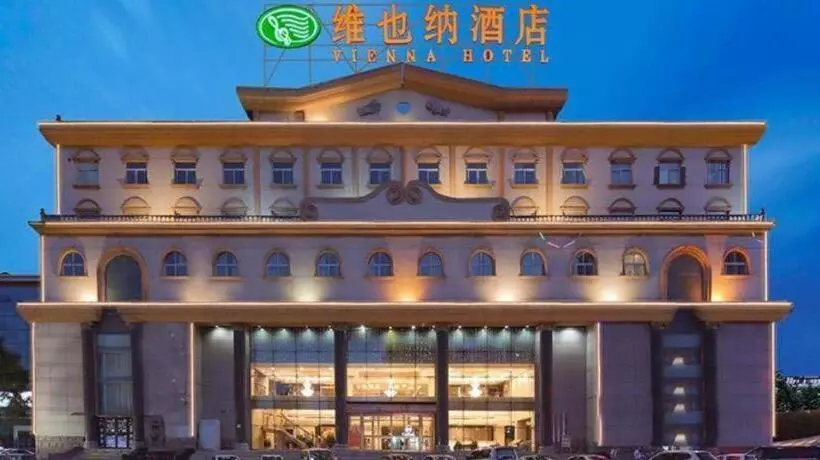Vienna Hotel Shanxi Xiaoyi People S Square Xinyi Street