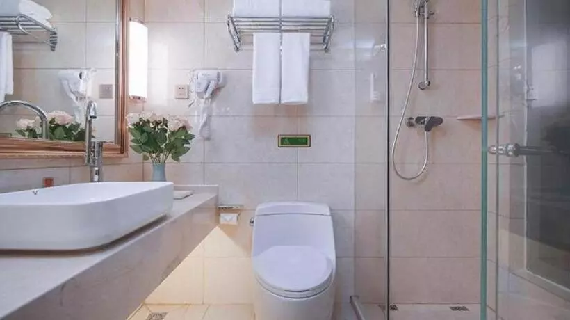 Vienna Hotel Shanxi Xiaoyi People S Square Xinyi Street