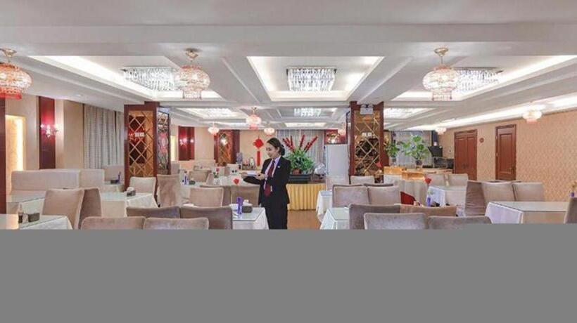 Vienna Hotel Shanxi Xiaoyi People S Square Xinyi Street