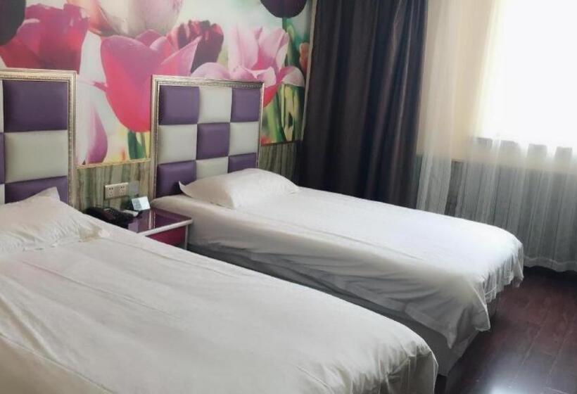 Ease Hotel Shanghai Chuanhuan Nan Road Chuansha Metro Station