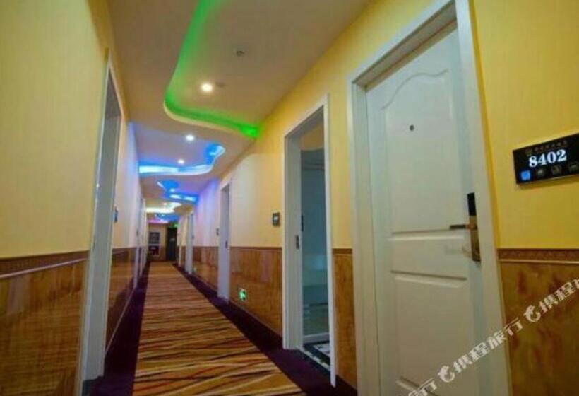 Ease Hotel Shanghai Chuanhuan Nan Road Chuansha Metro Station