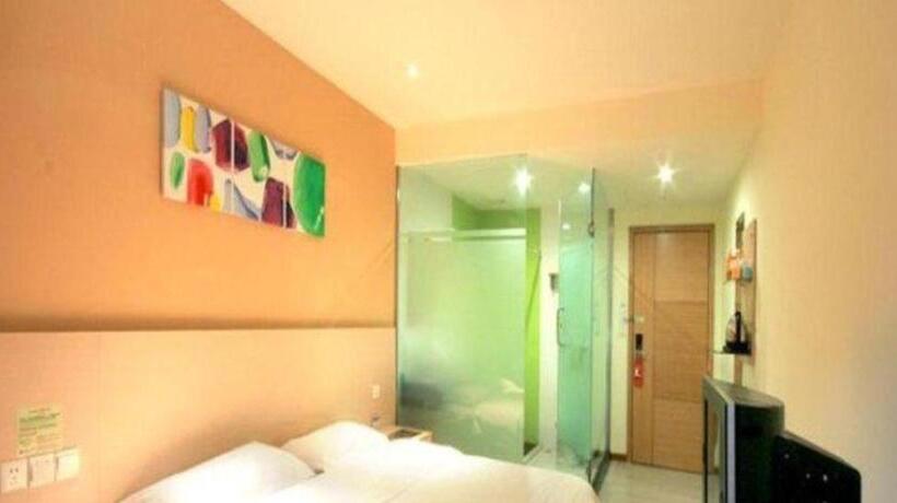 فندق 7 Days Inn Turpan Shanshan Kumtag Desert