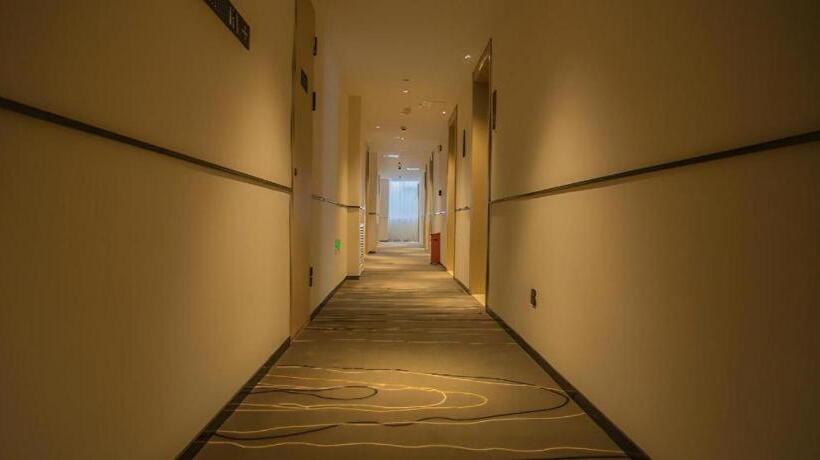 Hotel City Comfort Inn Baoding Railway Station