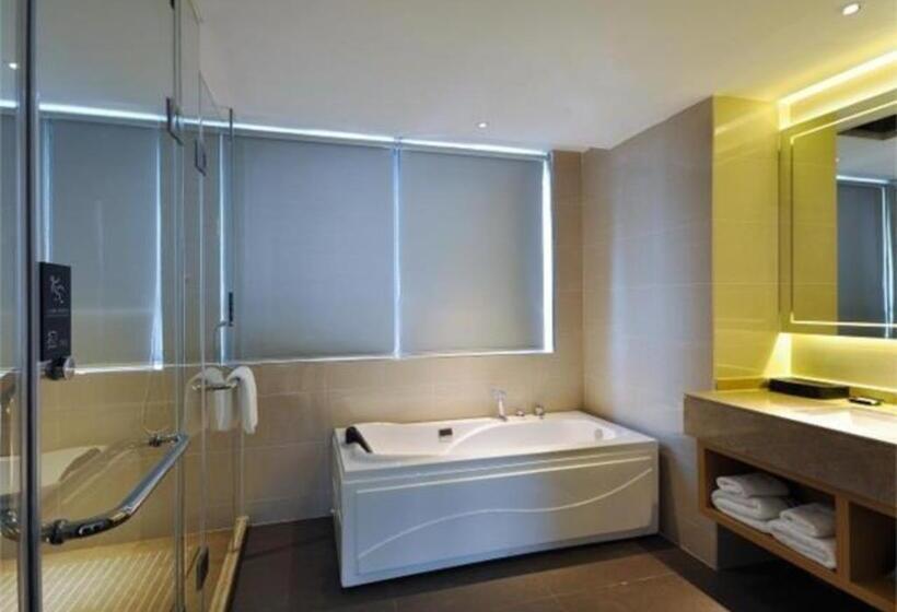 Отель City Comfort Inn Nanning Xingning District Government Maternal And Child Health Hospital