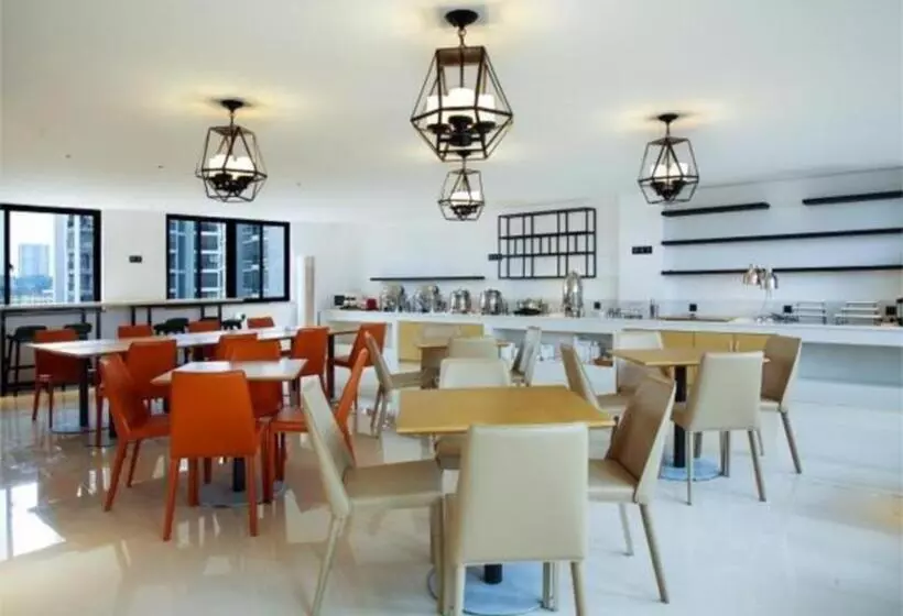 هتل City Comfort Inn Nanning Xingning District Government Maternal And Child Health Hospital