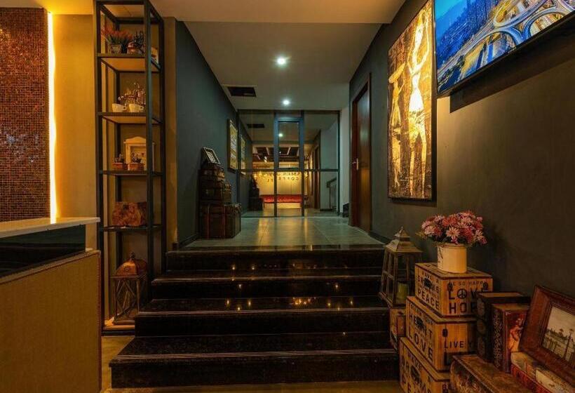 Hotel James Joyce Coffetel Guilin Railway Station Xiangbi Mountain Liangjiang Sihu Wharf